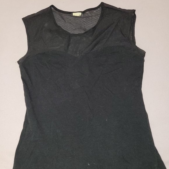 Black T-Shirt - Picture 1 of 2